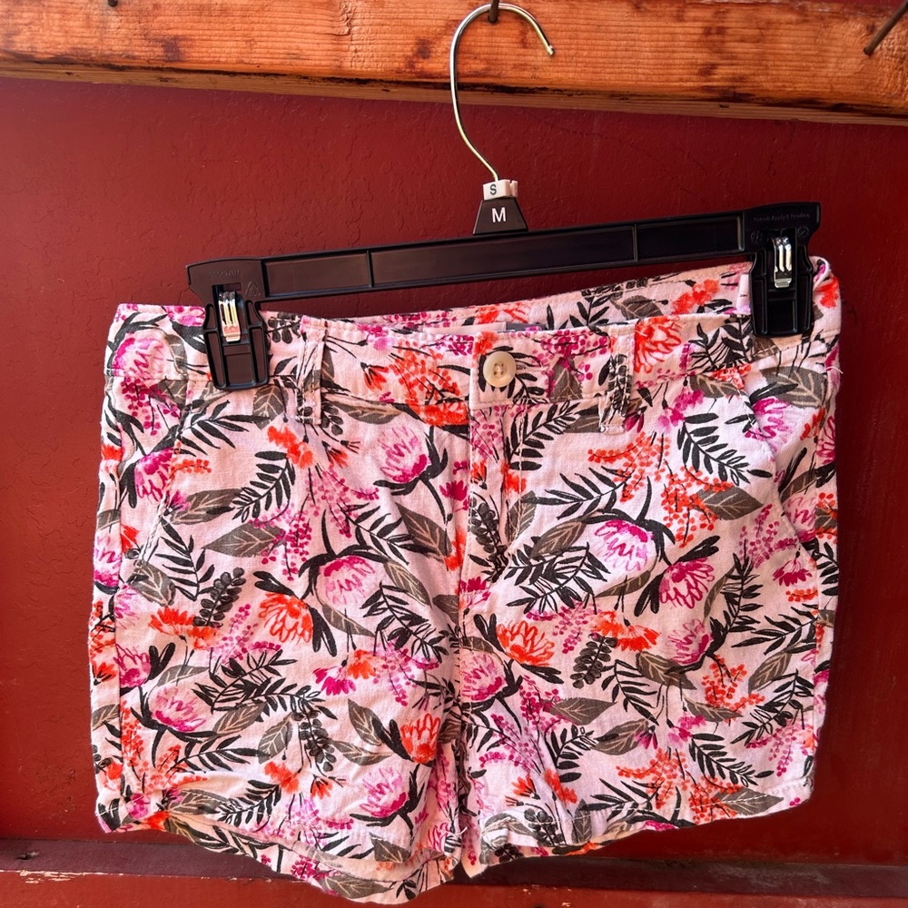 Old Navy Pink and Orange Floral Women's Shorts